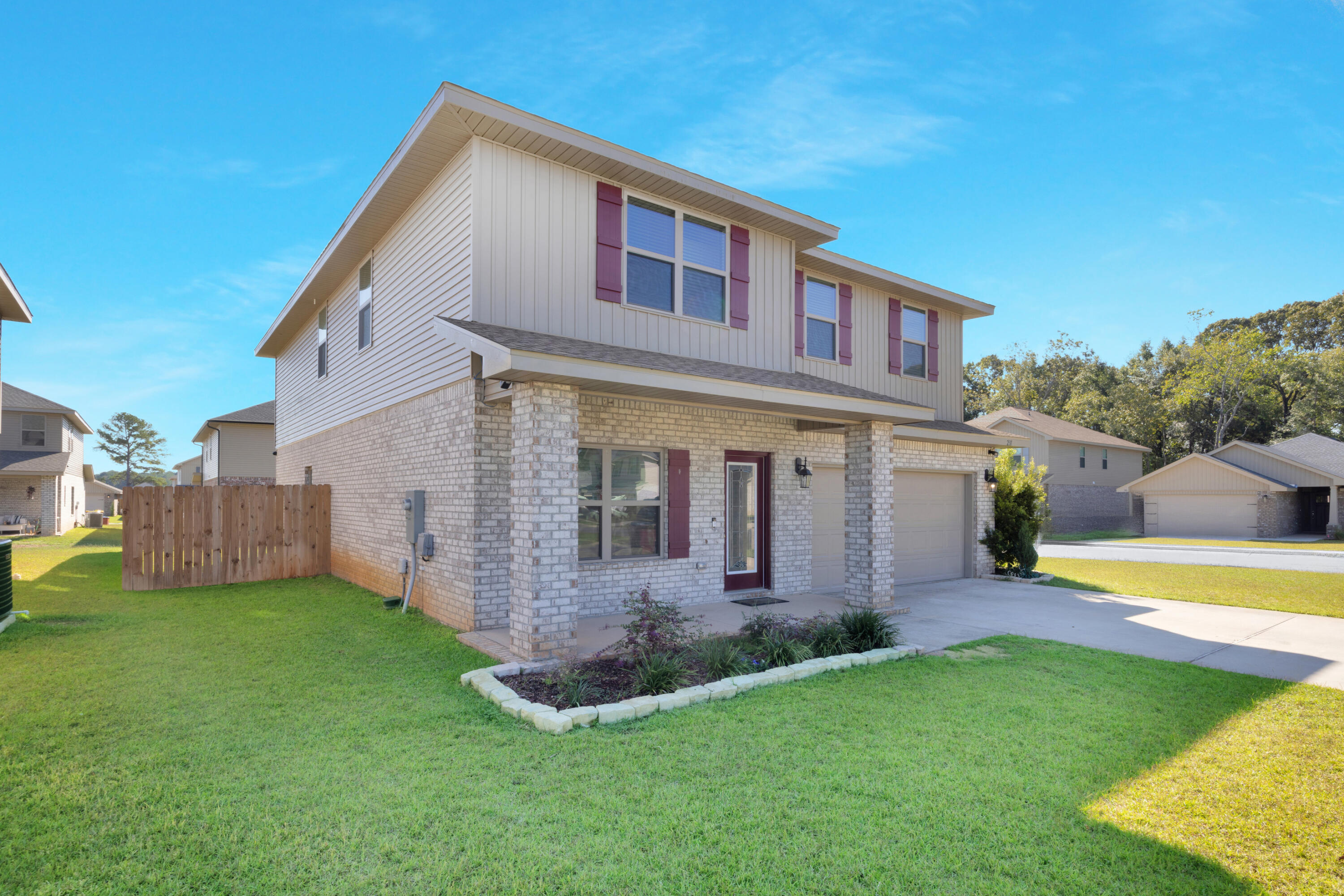 RIDGEWAY LANDING - Residential