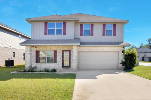 Photo of 231 Baycliff Drive, Crestview, FL 32536 (MLS # 987497)