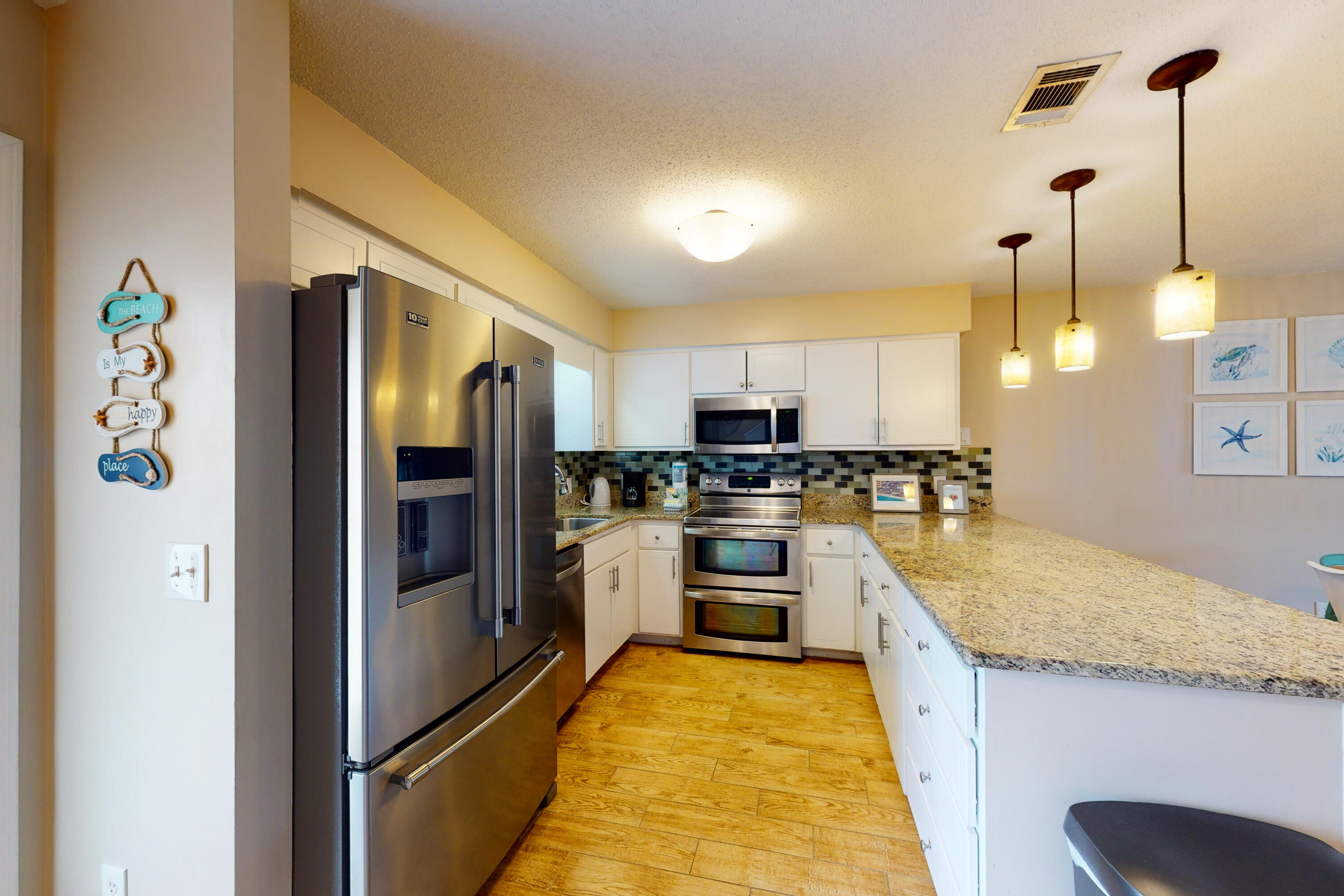 SUMMERLAKE T/H - Residential