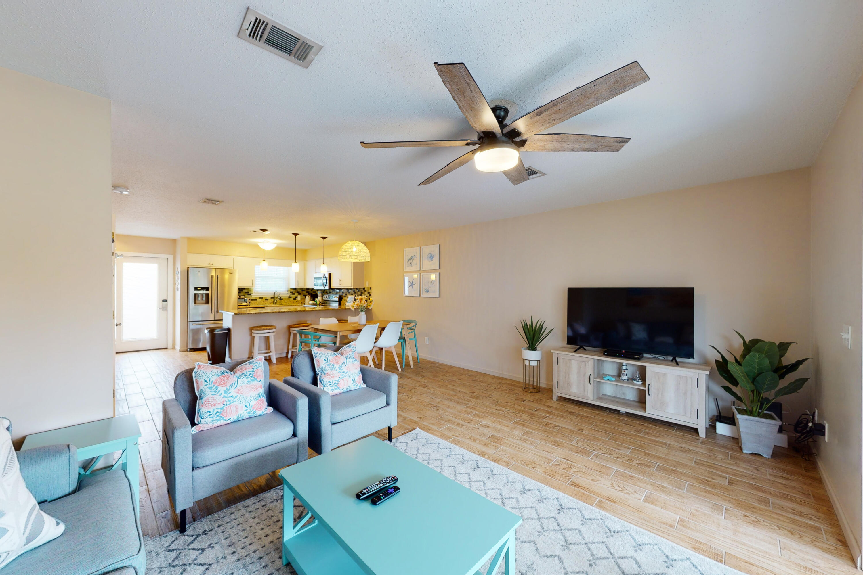 SUMMERLAKE T/H - Residential