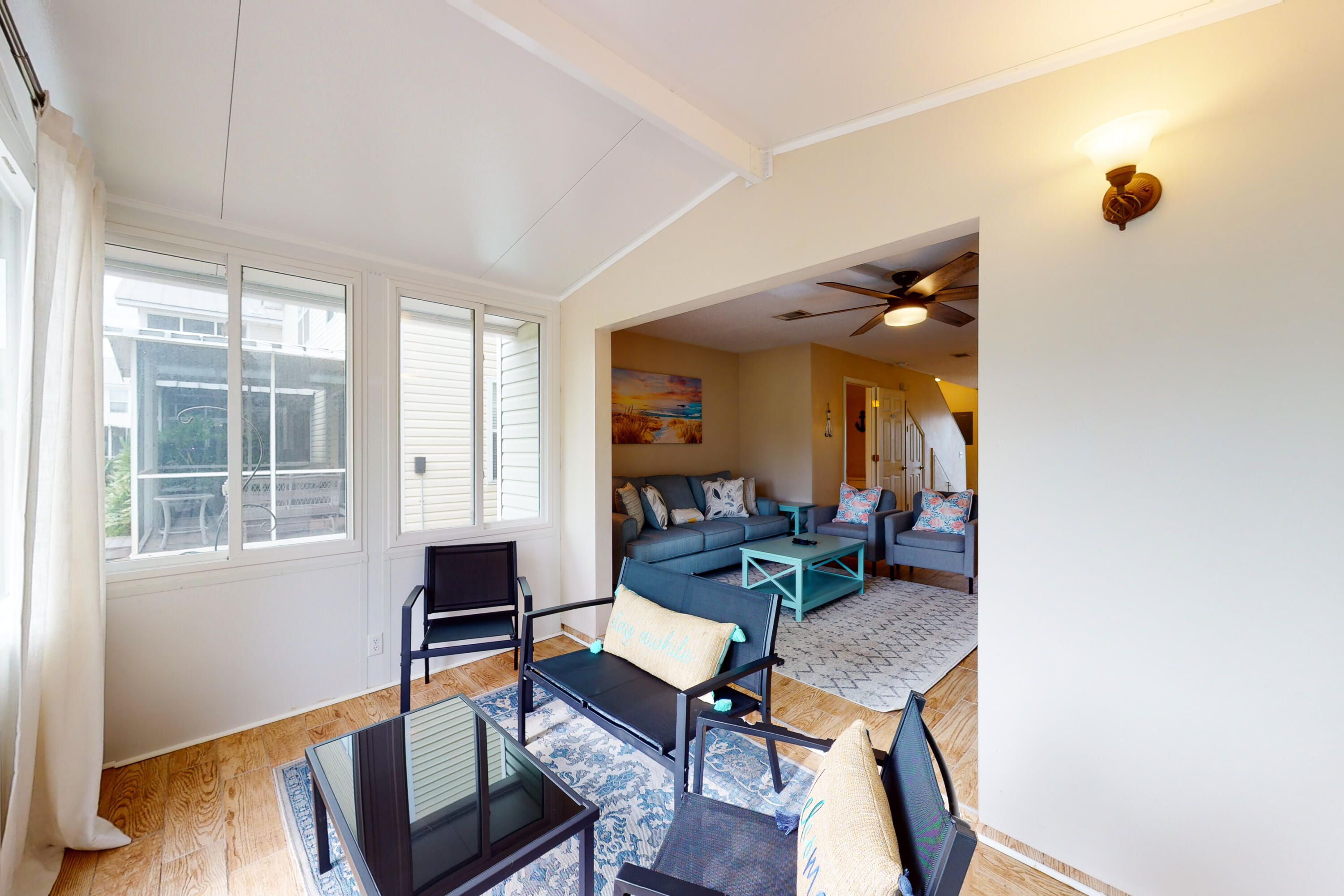 SUMMERLAKE T/H - Residential