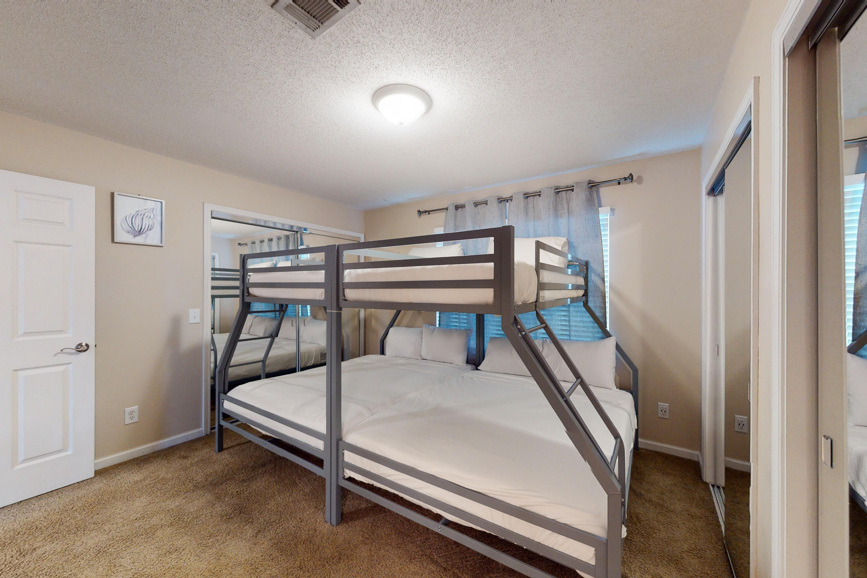 SUMMERLAKE T/H - Residential