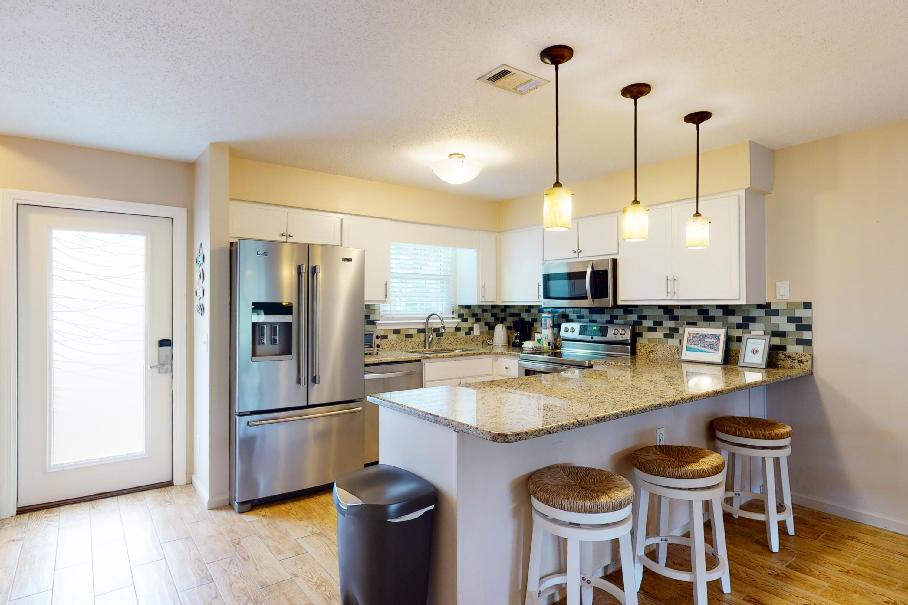 SUMMERLAKE T/H - Residential