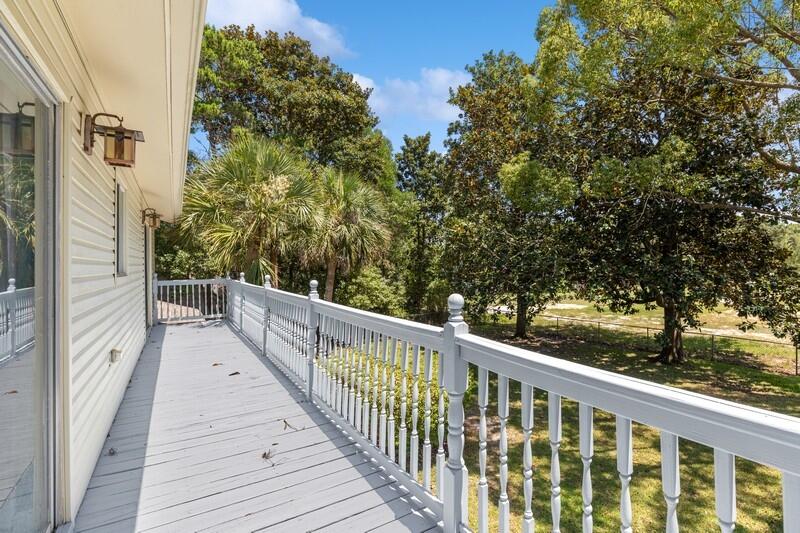 LAKE LORRAINE ESTATES - Residential