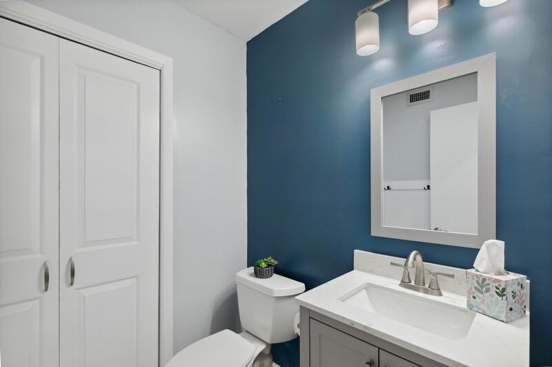 LAKE LORRAINE ESTATES - Residential