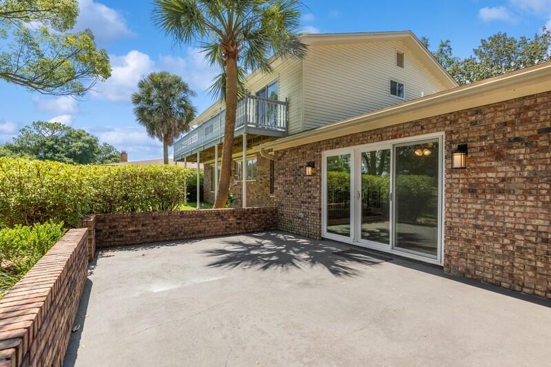 LAKE LORRAINE ESTATES - Residential