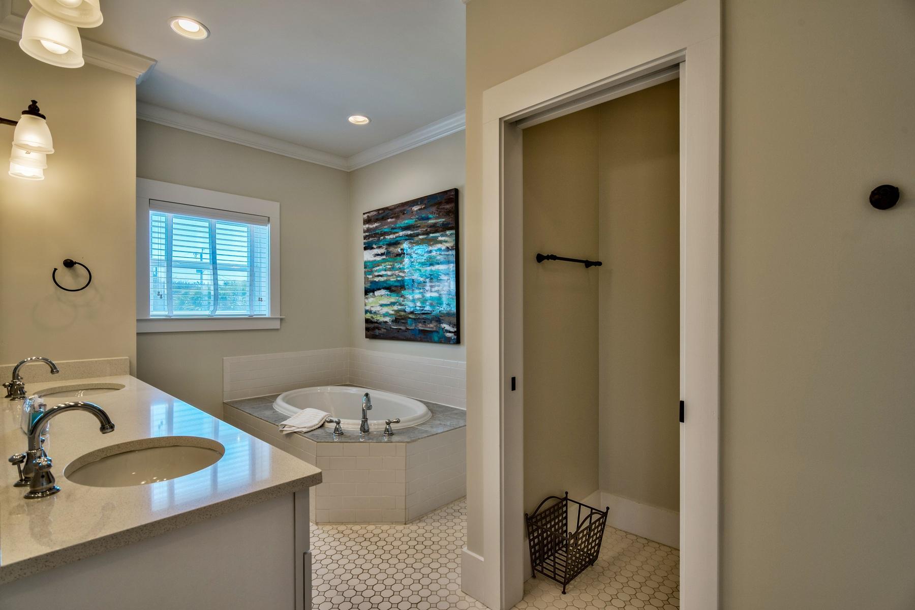 GULFVIEW HEIGHTS - Residential