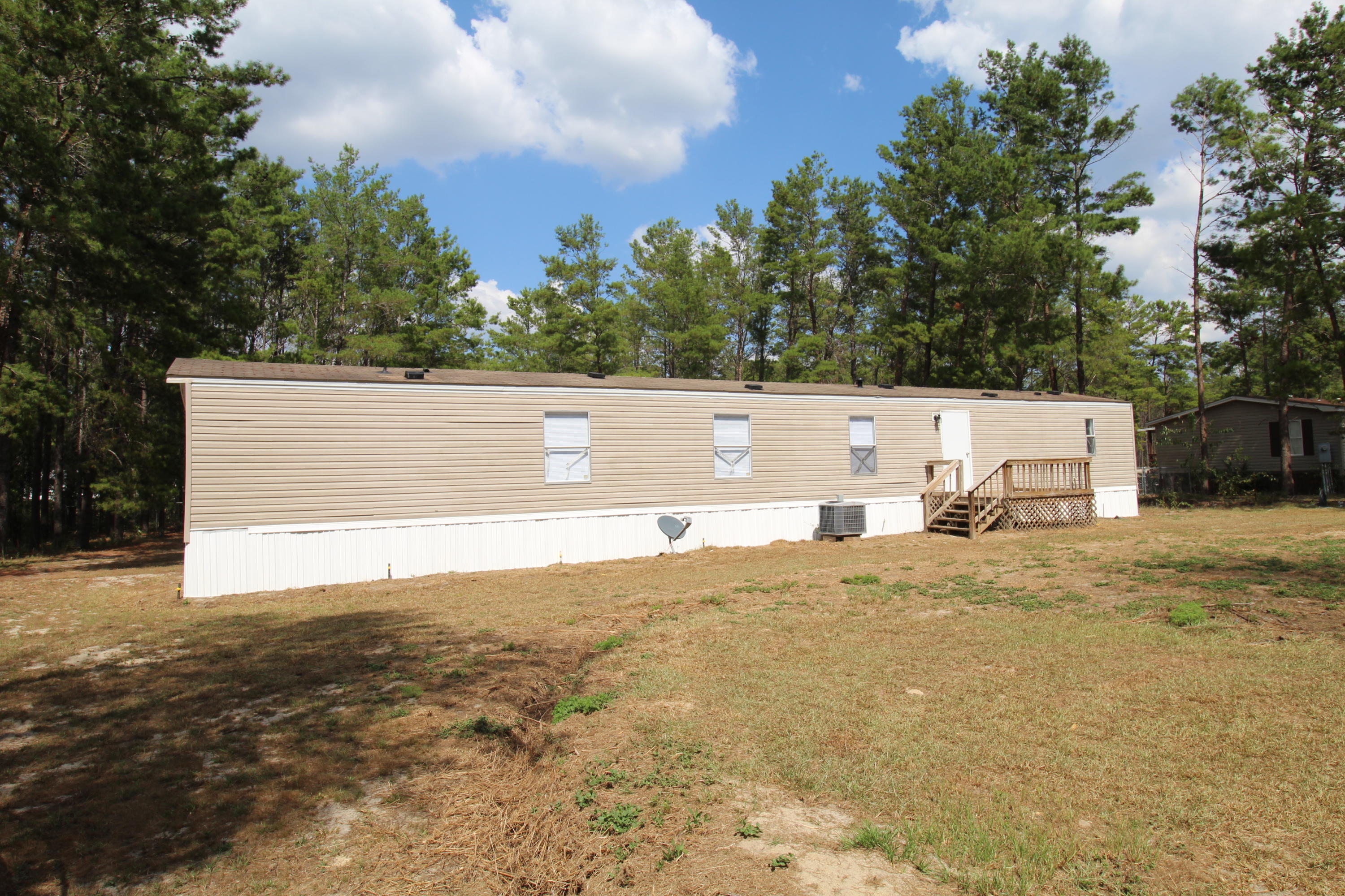 White Western Springs/Moon Court - Residential