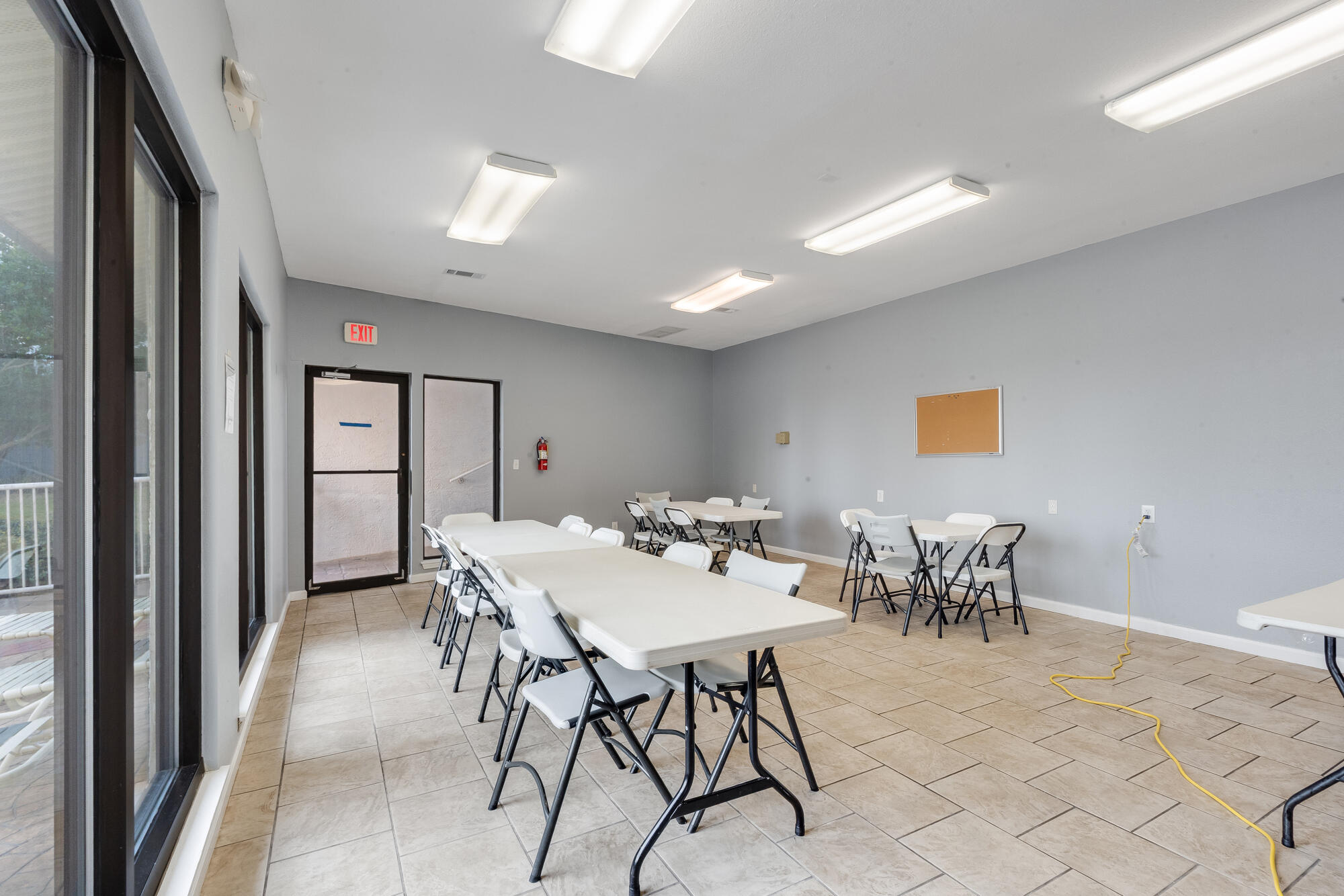 MAINSAIL CONDO PH 3 - Residential