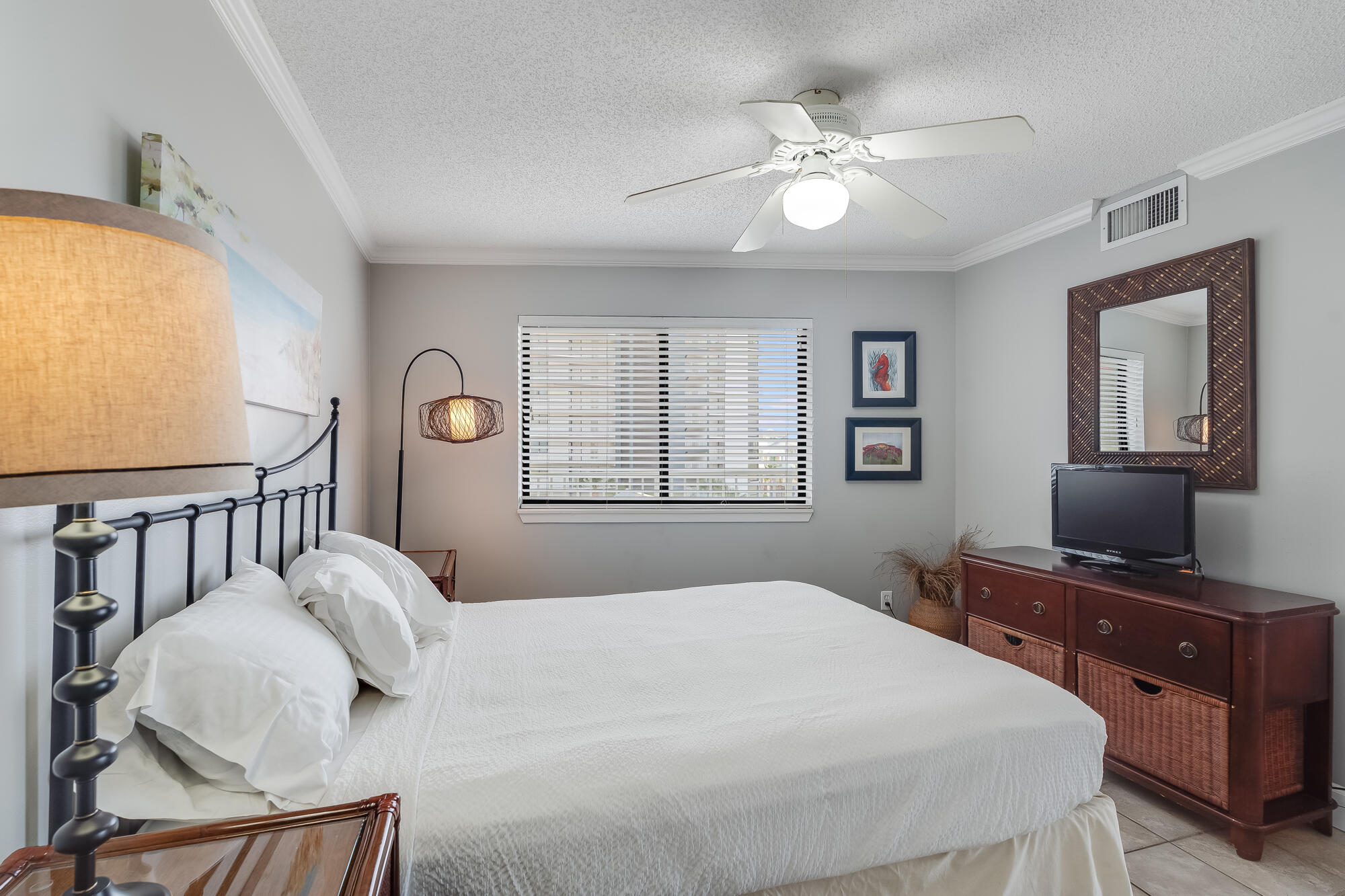 MAINSAIL CONDO PH 3 - Residential