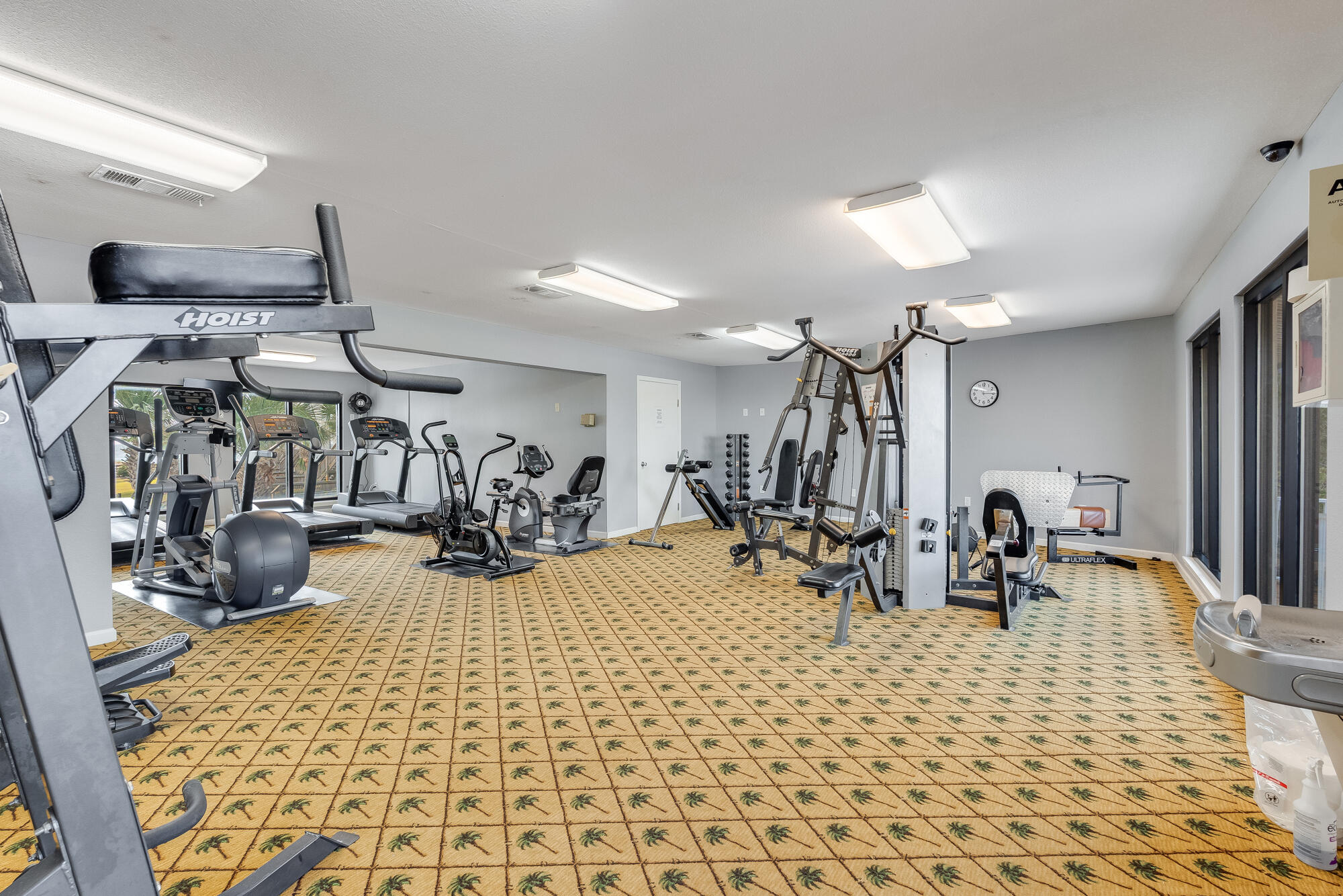 MAINSAIL CONDO PH 3 - Residential