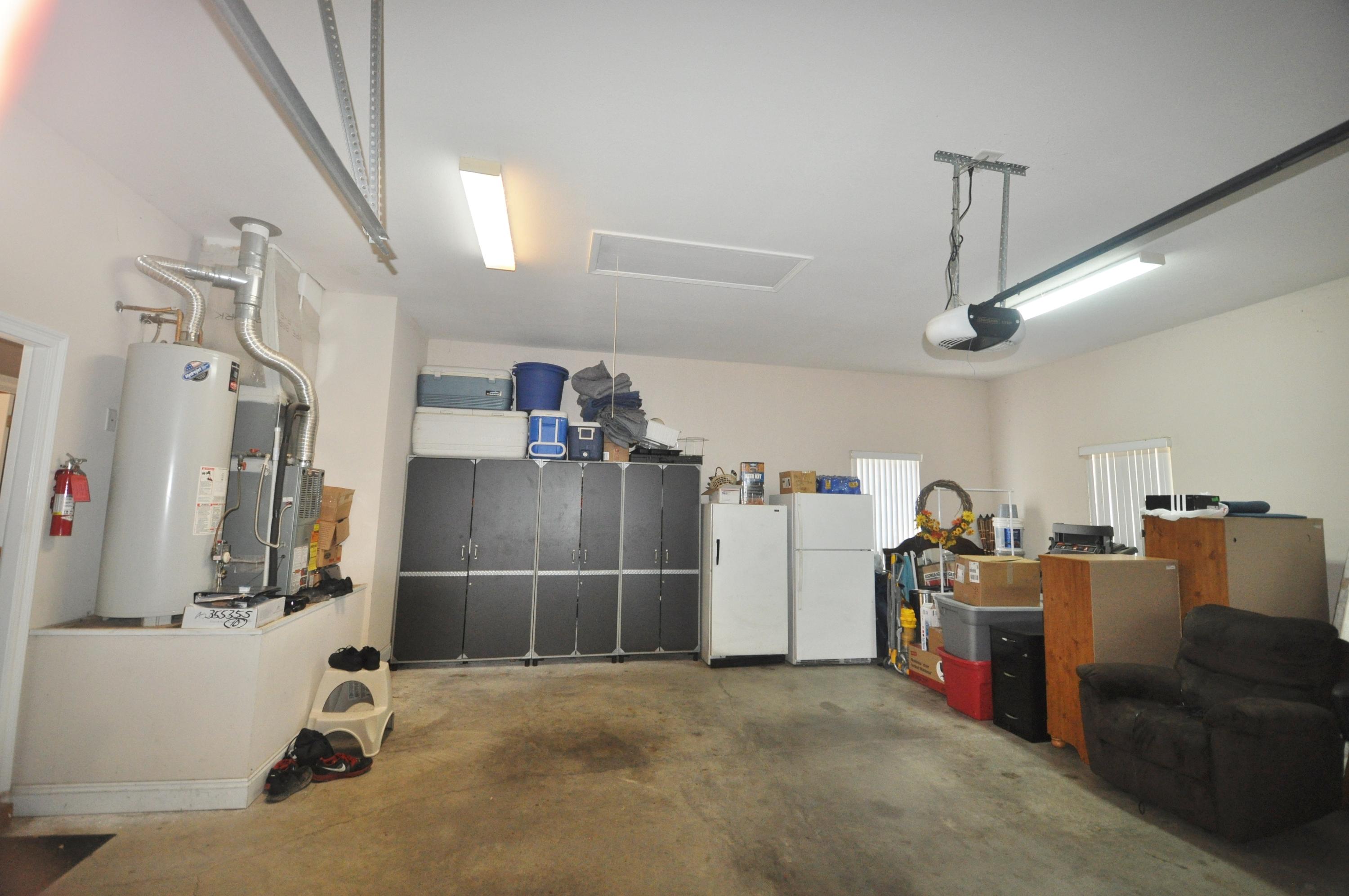 Kennedy Lakes - Residential