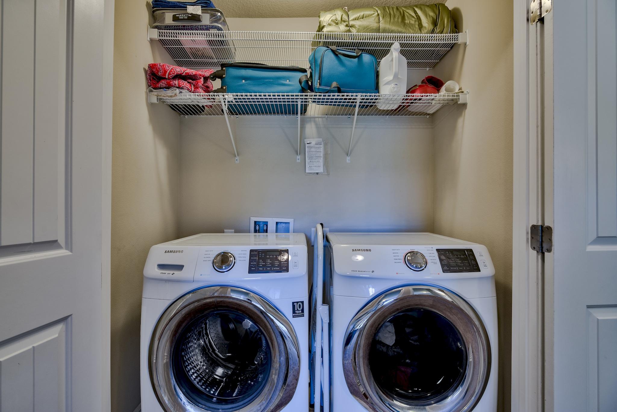 WATER OAKS T/H - Residential