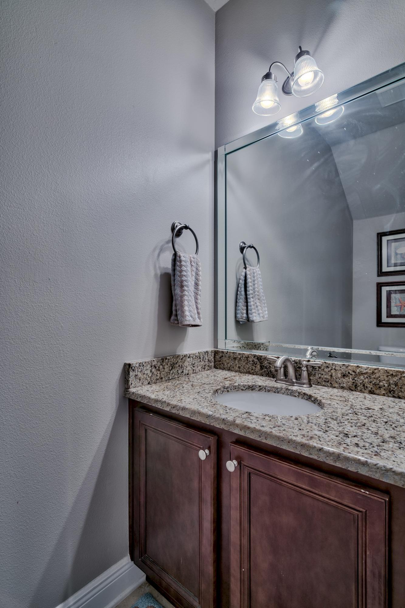 WATER OAKS T/H - Residential