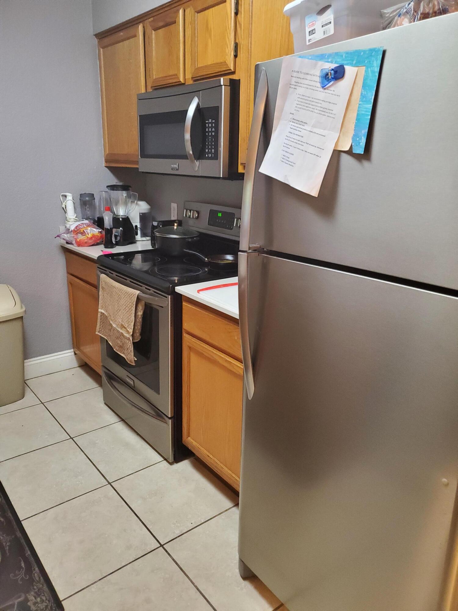 Pointe of view condos. - Residential