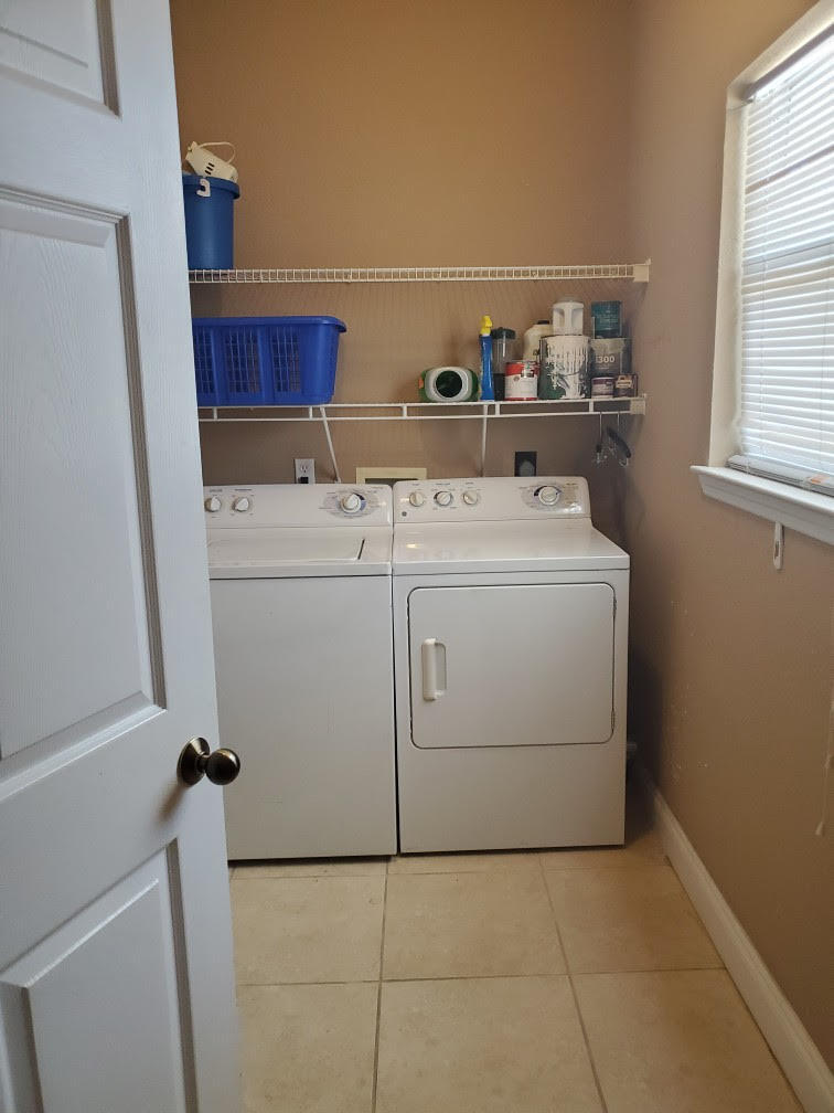 Pointe of view condos. - Residential