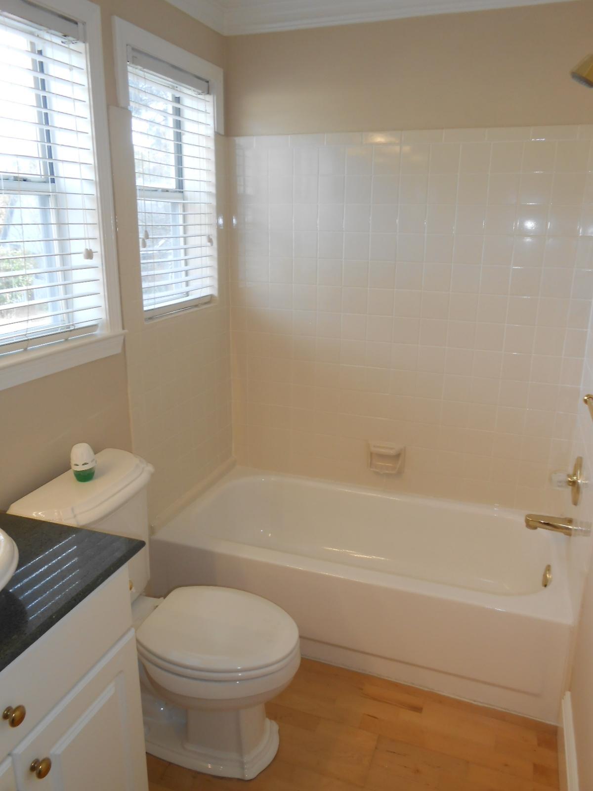 PARKWOOD PLACE AT BLUEWATER BAY - Residential