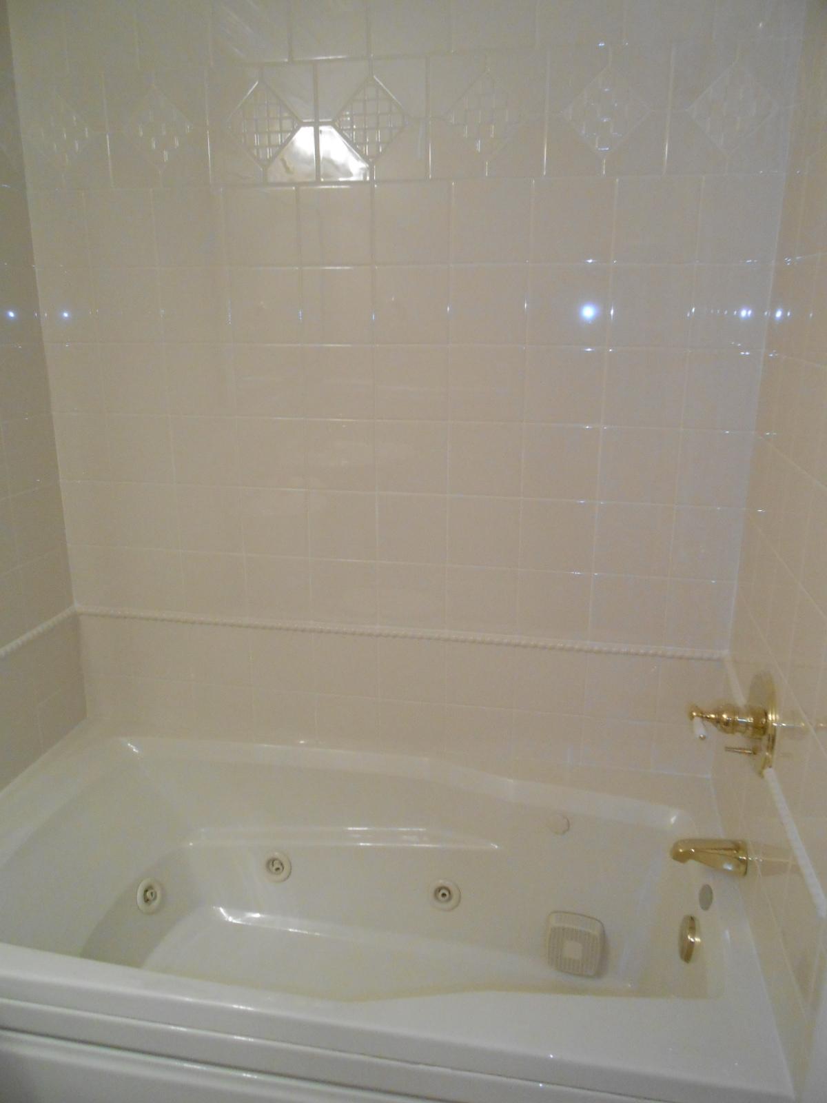 PARKWOOD PLACE AT BLUEWATER BAY - Residential