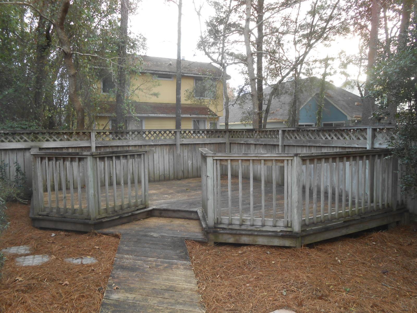 PARKWOOD PLACE AT BLUEWATER BAY - Residential