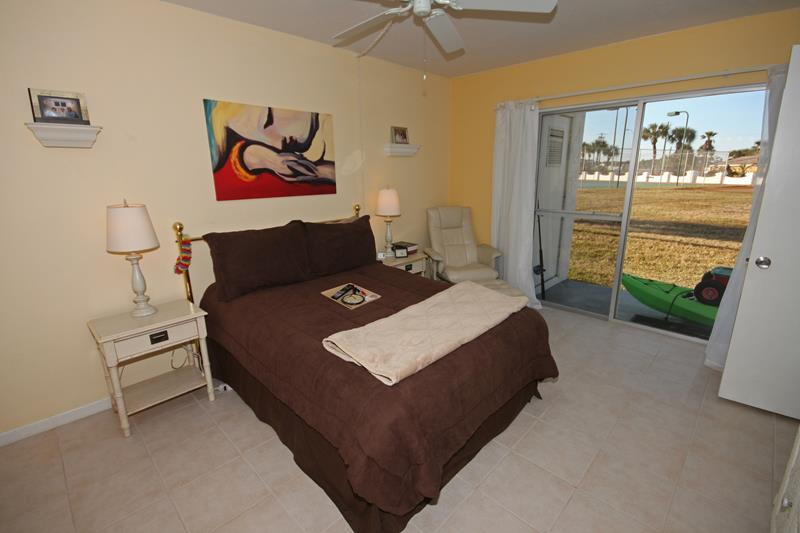 El Matador Condo - Residential