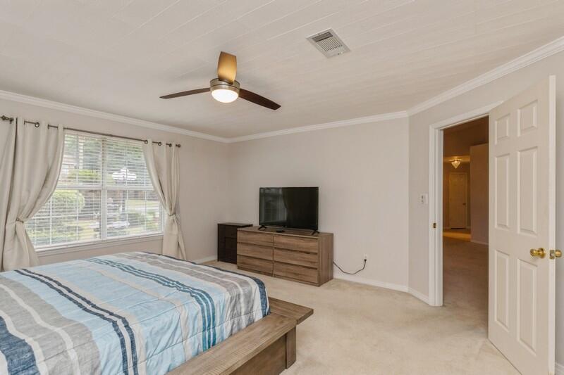 NORTHVIEW ESTATES 3RD ADDN - Residential