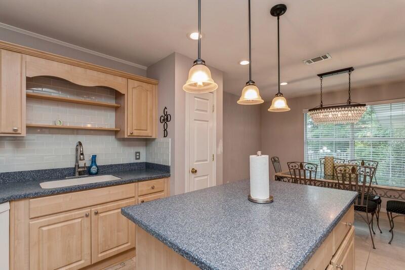 NORTHVIEW ESTATES 3RD ADDN - Residential