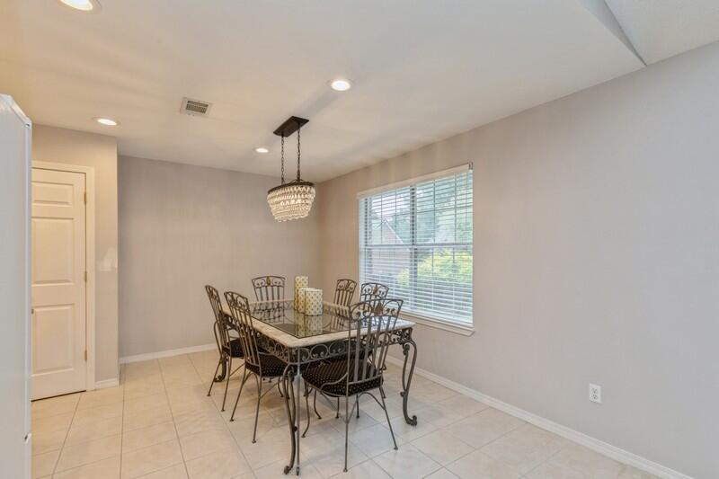 NORTHVIEW ESTATES 3RD ADDN - Residential