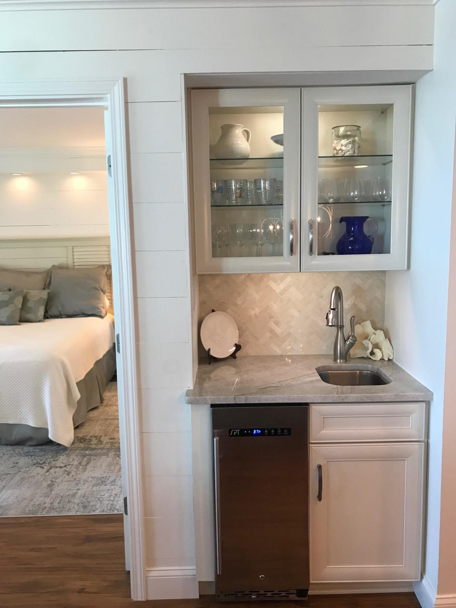 BEACHCREST CONDO - Residential