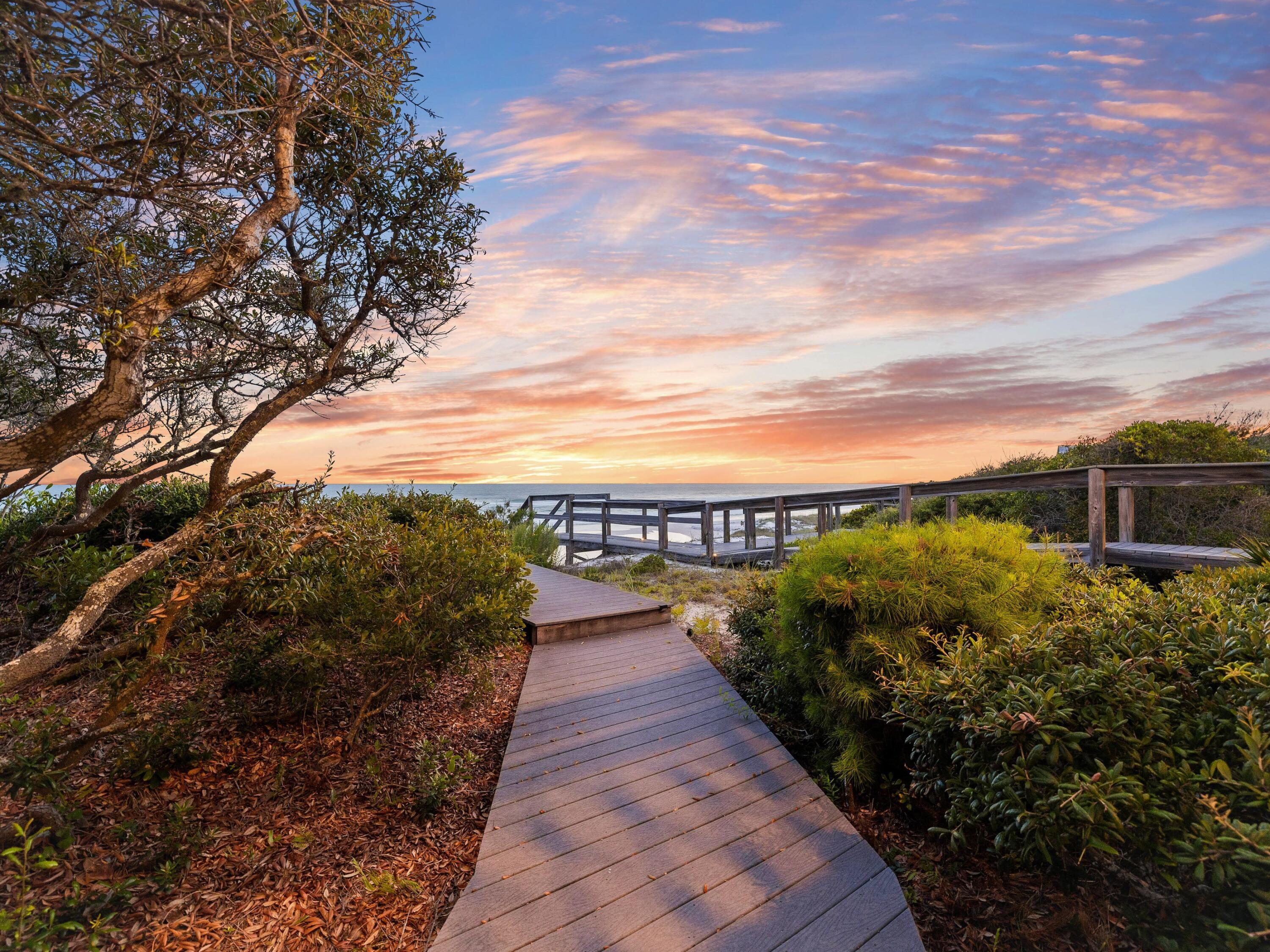 OLD FLORIDA BEACH - Residential