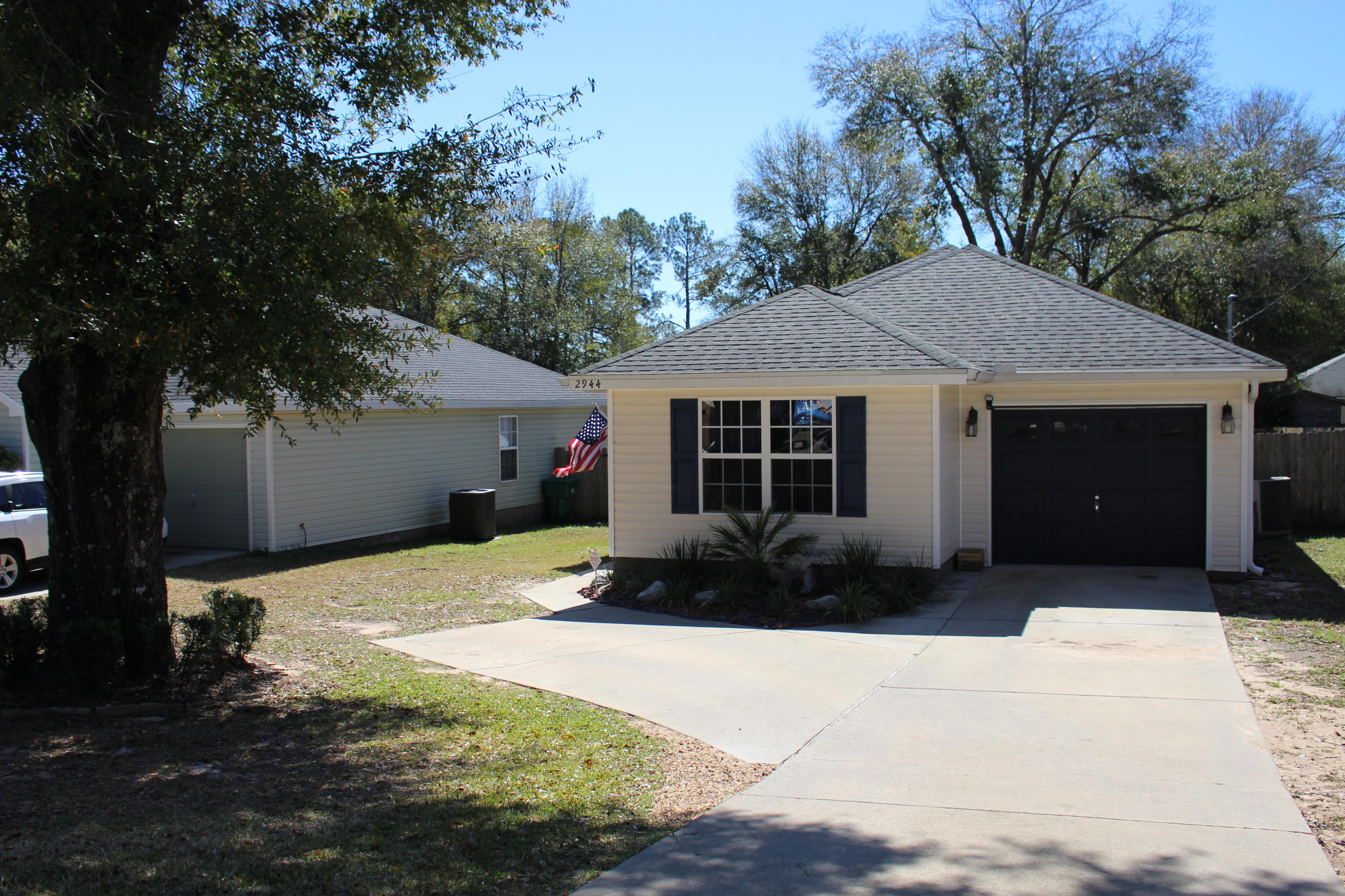 OAKDALE M/F - Residential