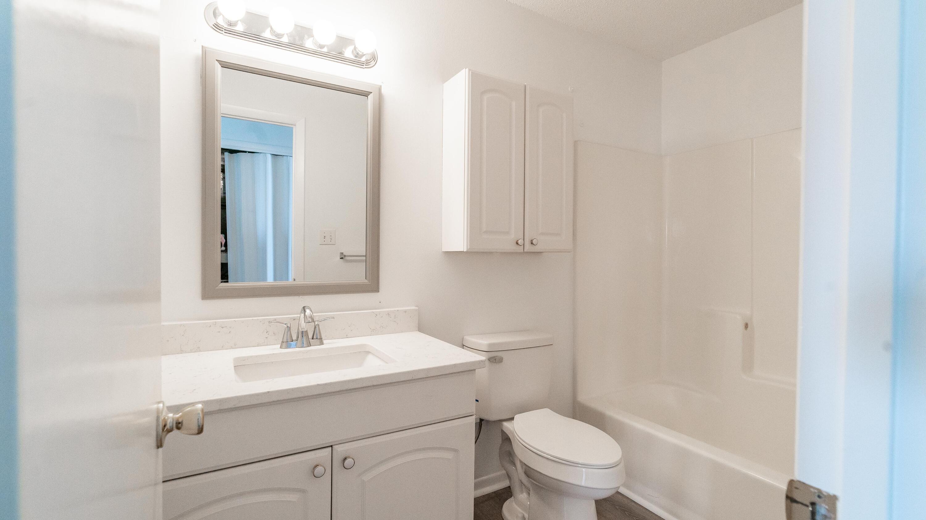 NAUTICAL WAY - Residential