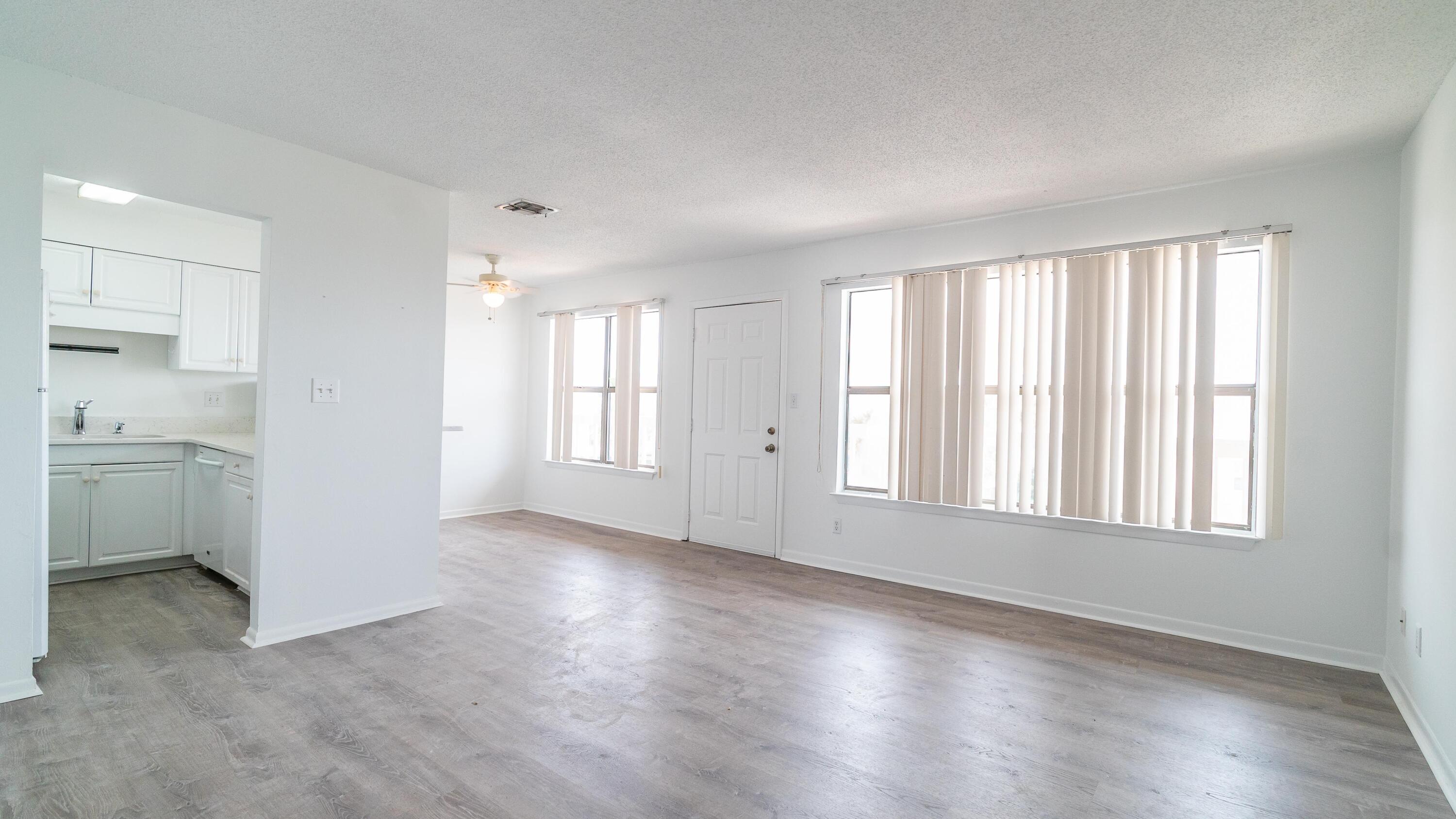 NAUTICAL WAY - Residential