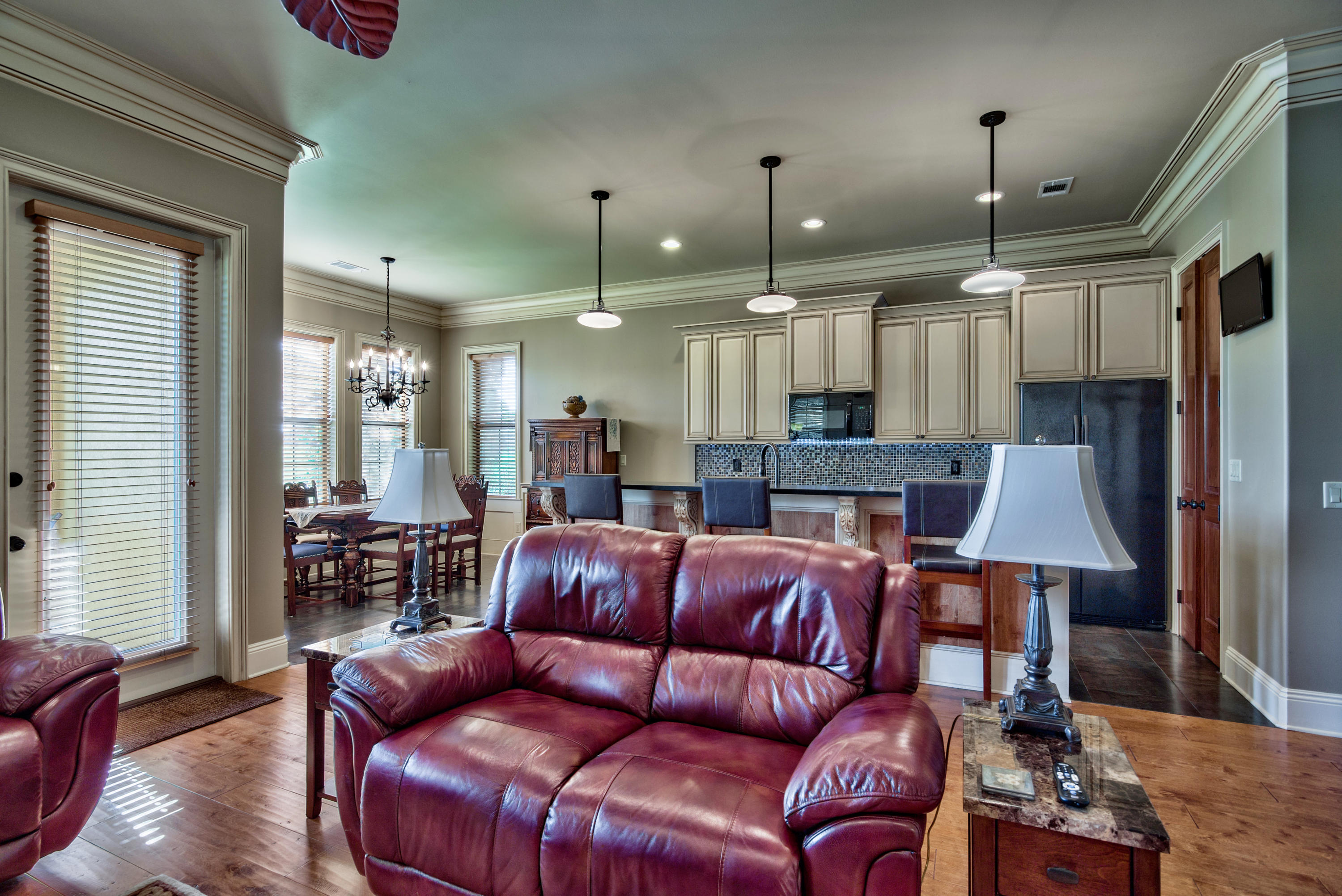 VILLA LAGO - Residential