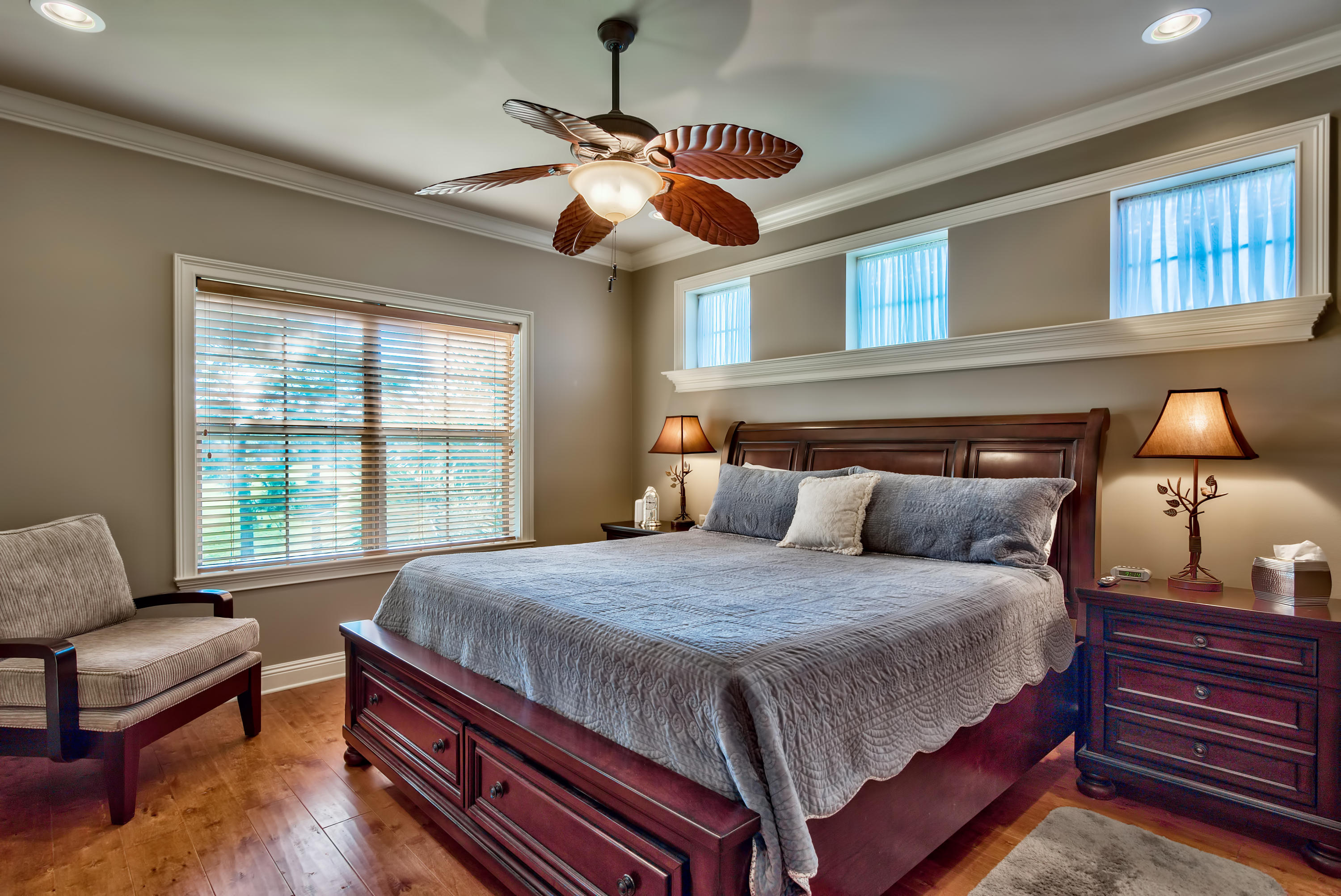 VILLA LAGO - Residential