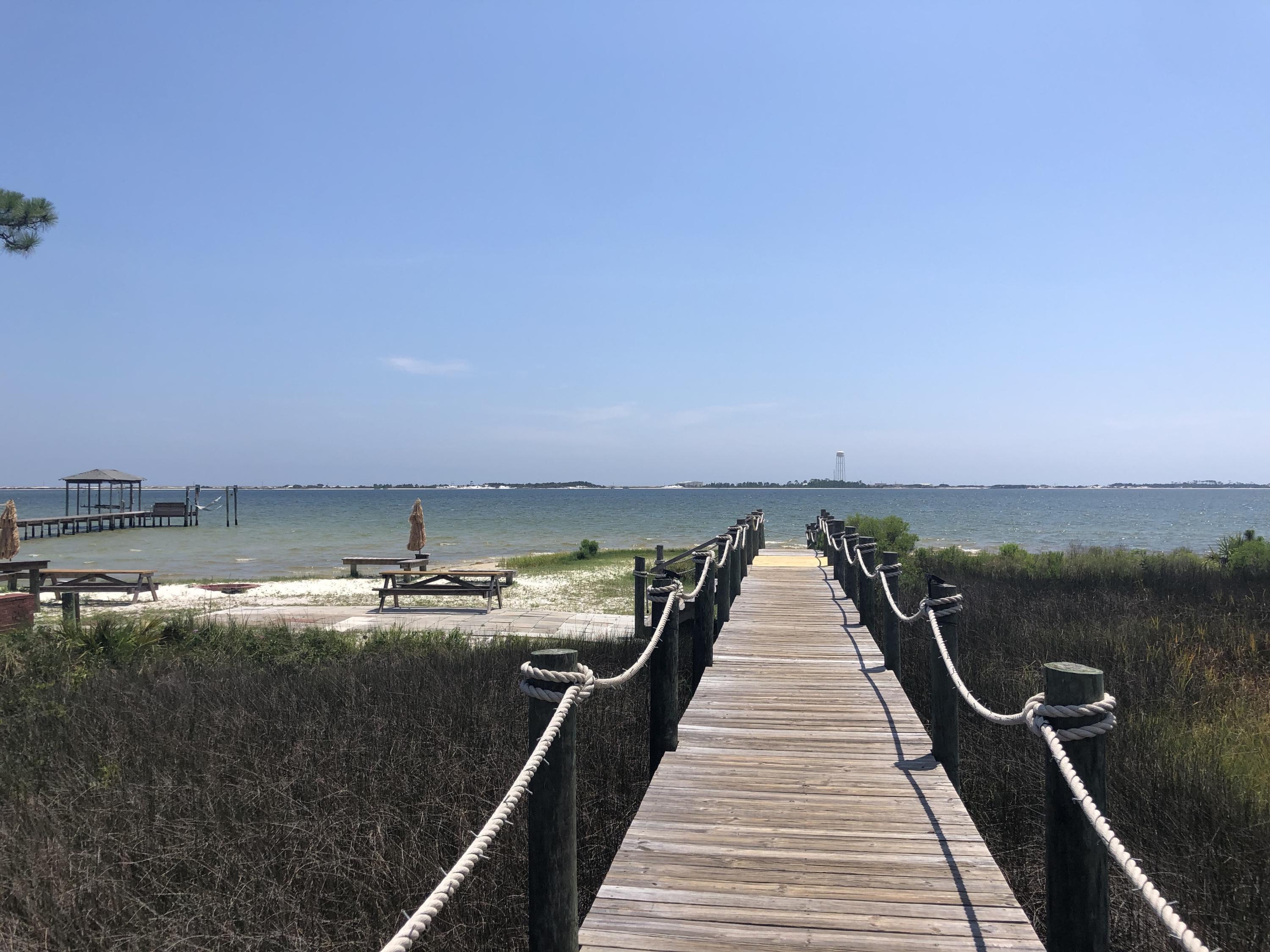 Emerald Pointe Plat III - Residential