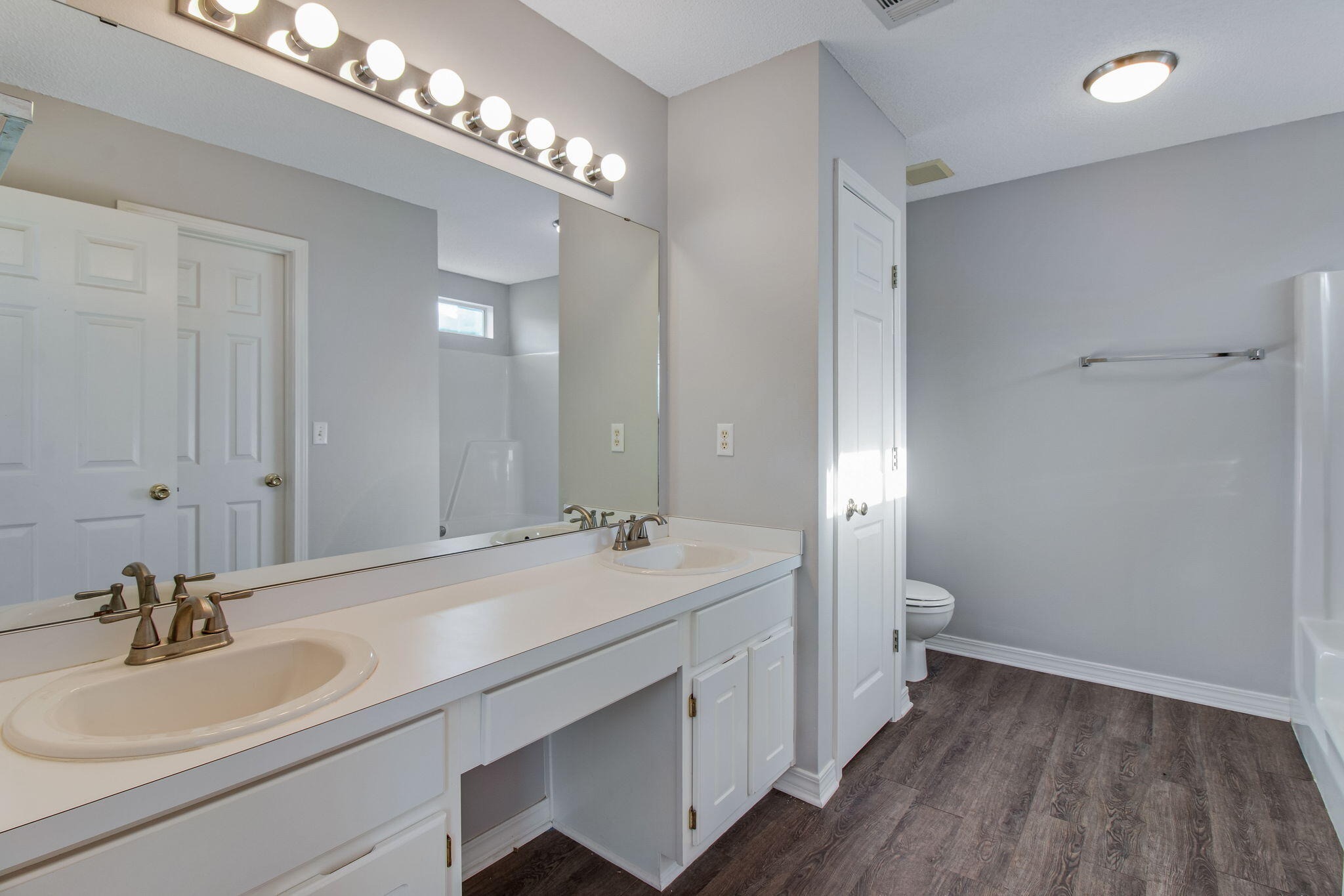 BENT TREE S/D - Residential Lease