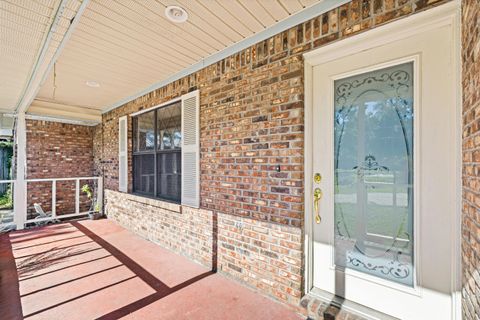 A home in Niceville