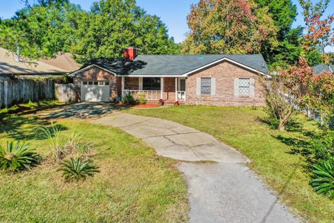 A home in Niceville