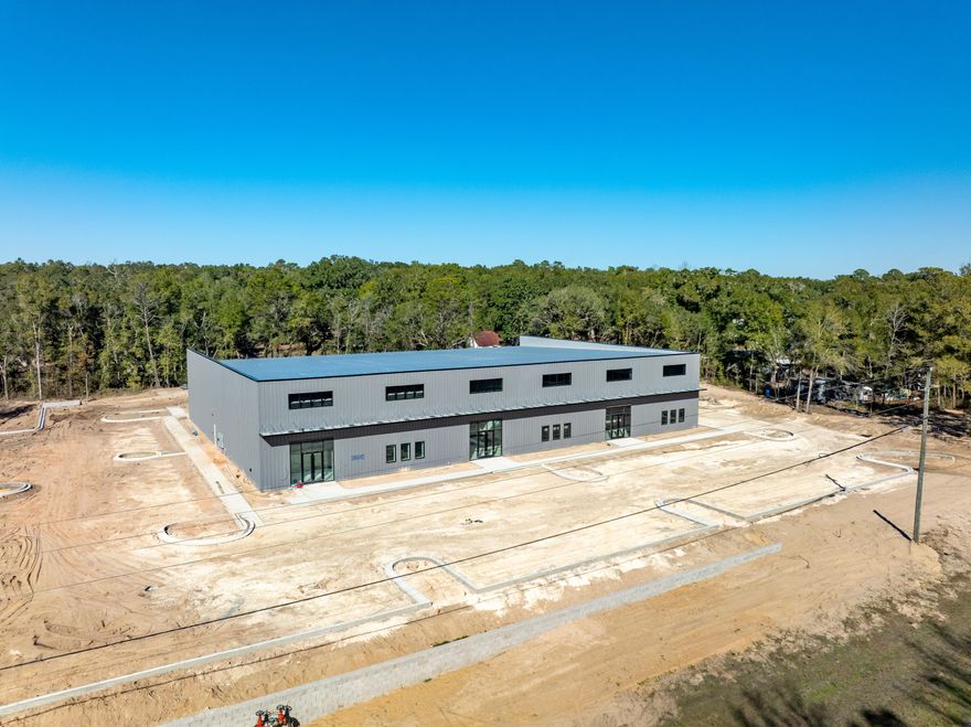 4,000+ Square Feet Now Offered for Lease!  Prime, New Flex Space (Warehouse, Office, Showroom, and Communal Loading Dock) in Freeport, Florida, located within 4-miles from the signalized intersection of Highway 331 at Highway 20, and within 14-miles to Interstate 10 in Defuniak Springs, Florida. Perfect location in Walton County that will allow smart logistics to service Okaloosa, Walton, and Bay Counties, as well as the entire region of the Panhandle of West Florida. Please inquire for further details.