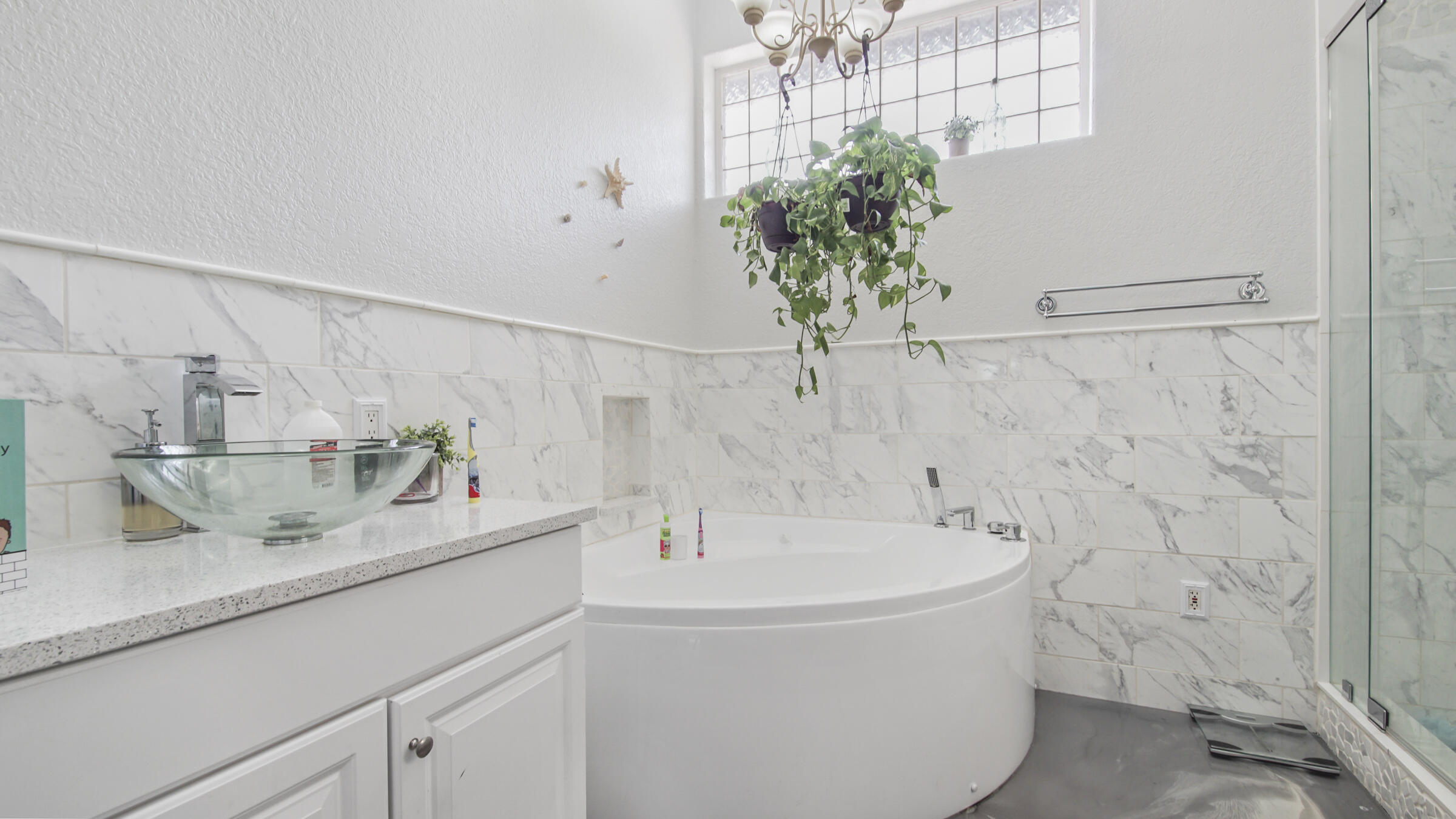 Kam Akers S/D - Residential