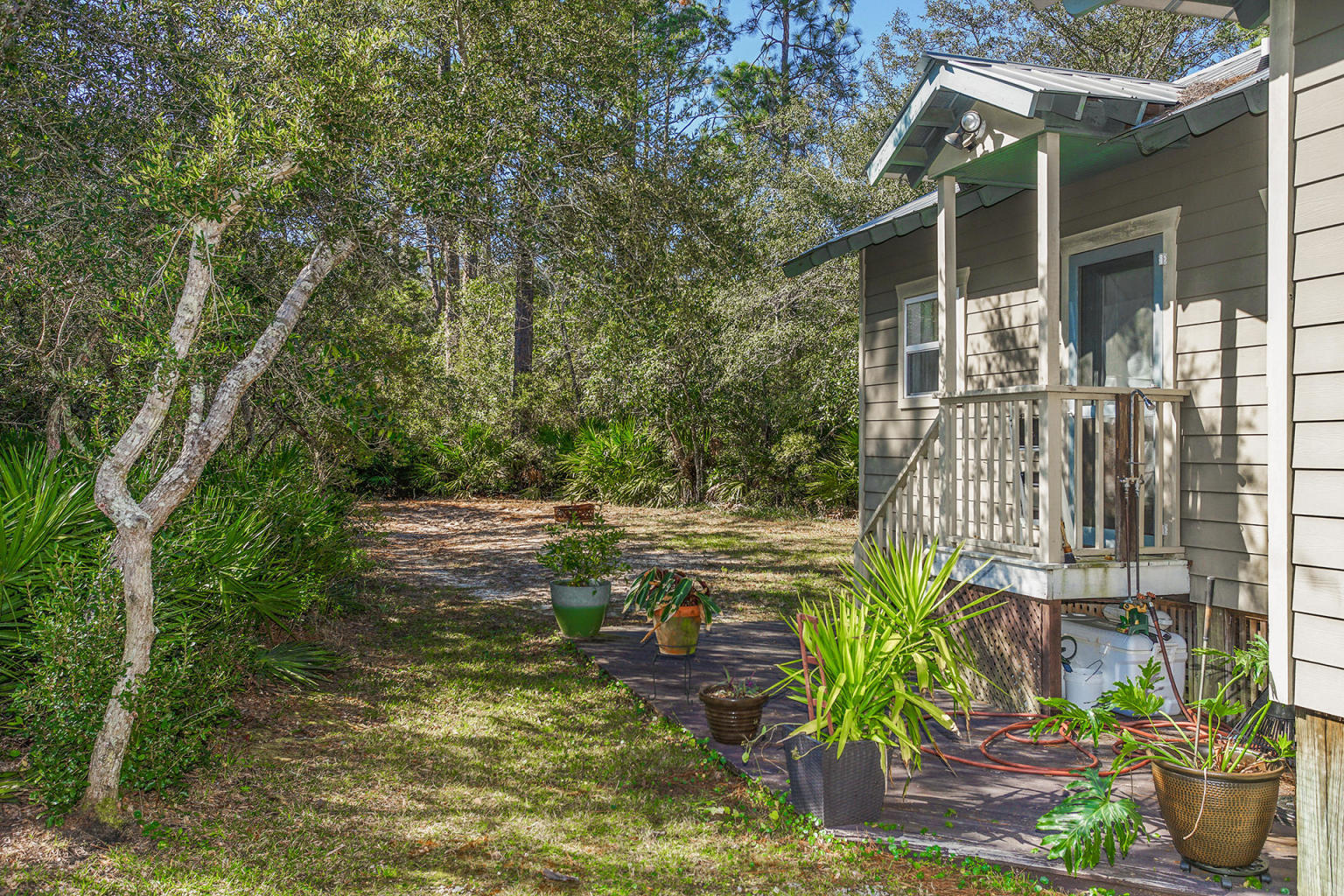 BAYOU CREEK ESTATES - Residential Lease