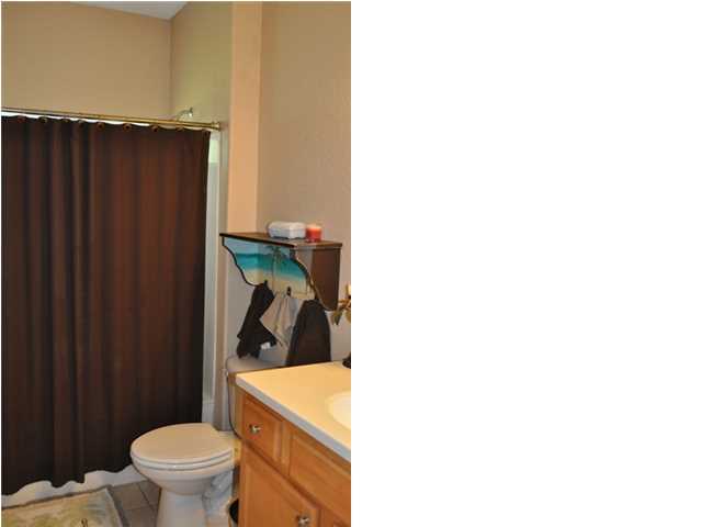 HAMMOCK BAY - Residential Lease