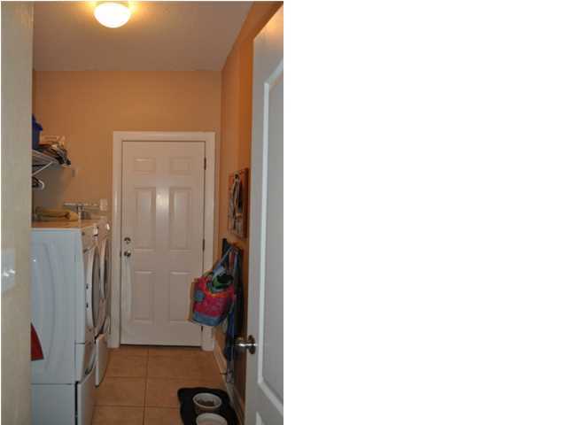 HAMMOCK BAY - Residential Lease