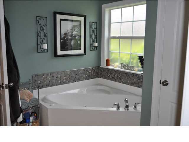 HAMMOCK BAY - Residential Lease