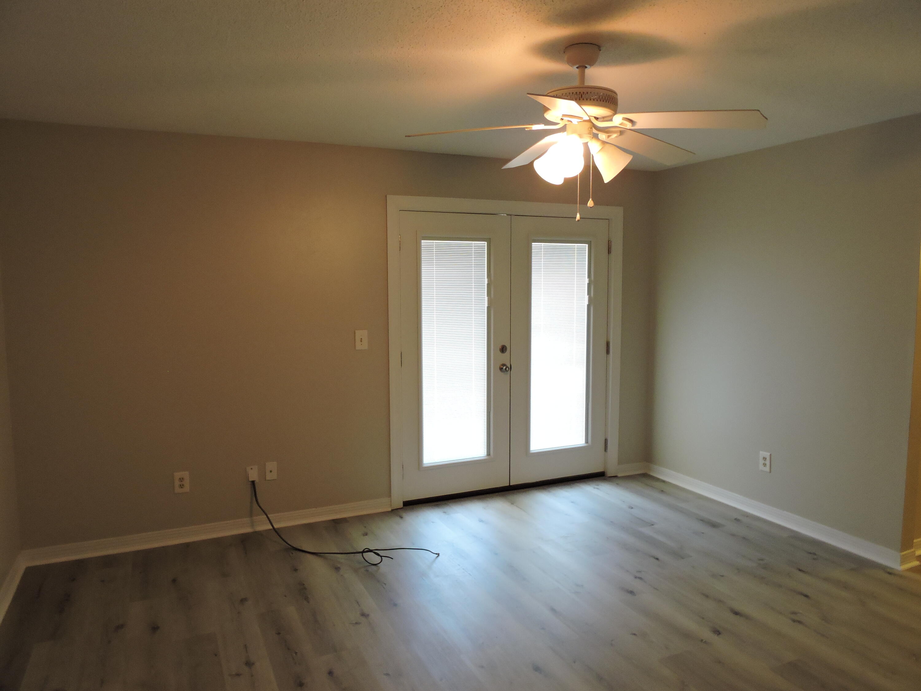 WOODLANDS PH 2 - Residential Lease