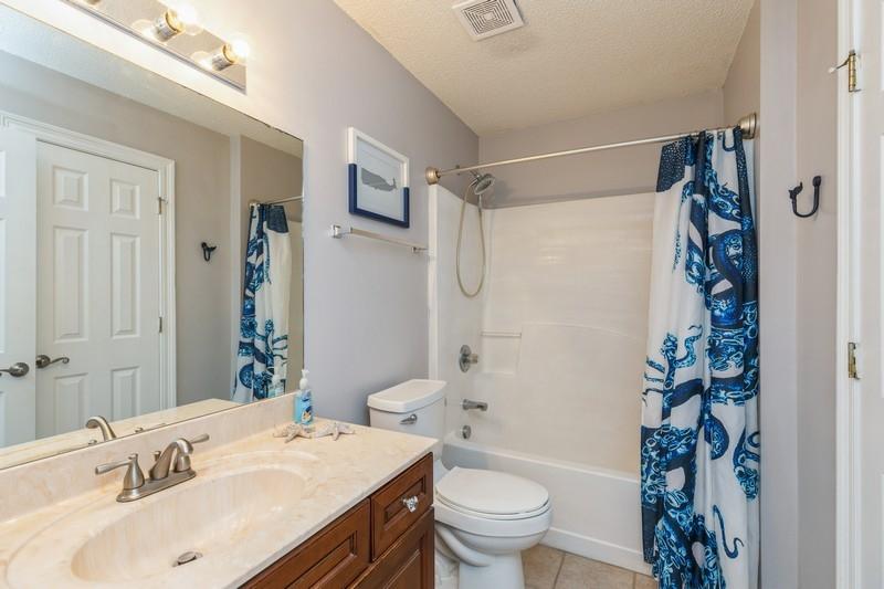 NORTHVIEW ESTATES 7TH ADDN - Residential