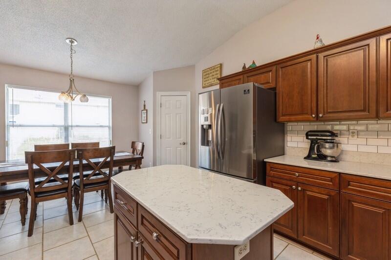 NORTHVIEW ESTATES 7TH ADDN - Residential