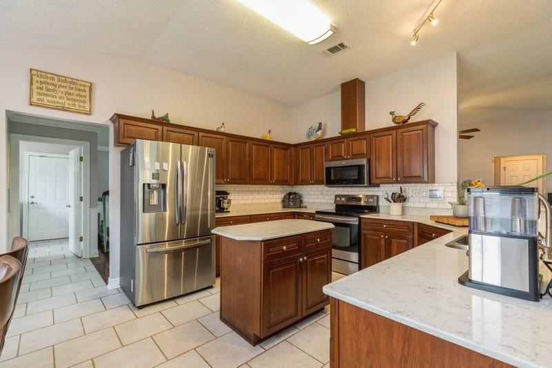 NORTHVIEW ESTATES 7TH ADDN - Residential