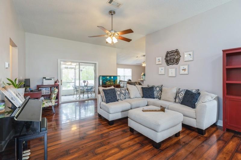 NORTHVIEW ESTATES 7TH ADDN - Residential