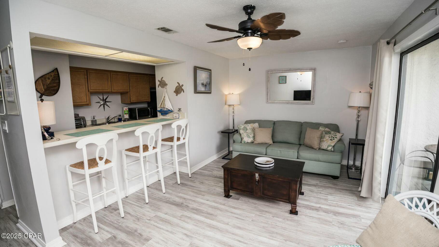 ENDLESS SUMMER II - Residential